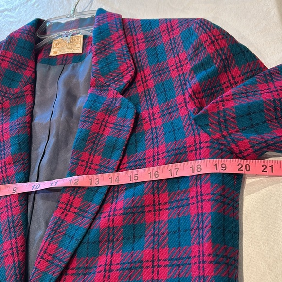 Pendleton wool Jacket Size Medium by Measurement gently worn, red and green - Picture 7 of 9
